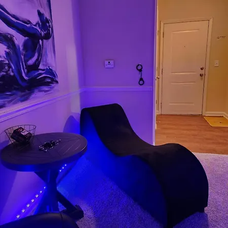 Two Couple Up - Adults Only! Instant Booking Let'S Play Charlotte Exterior photo