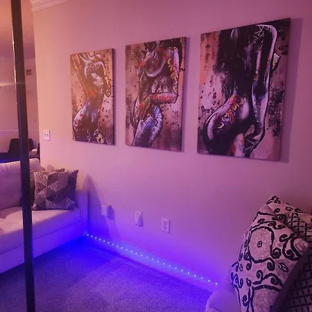 Two Couple Up - Adults Only! Instant Booking Let'S Play Charlotte Exterior photo